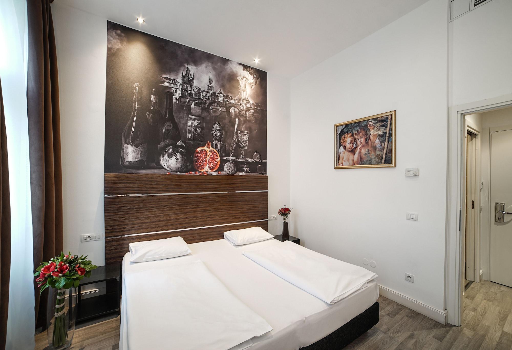Hotel Assenzio Praha Bagian luar foto