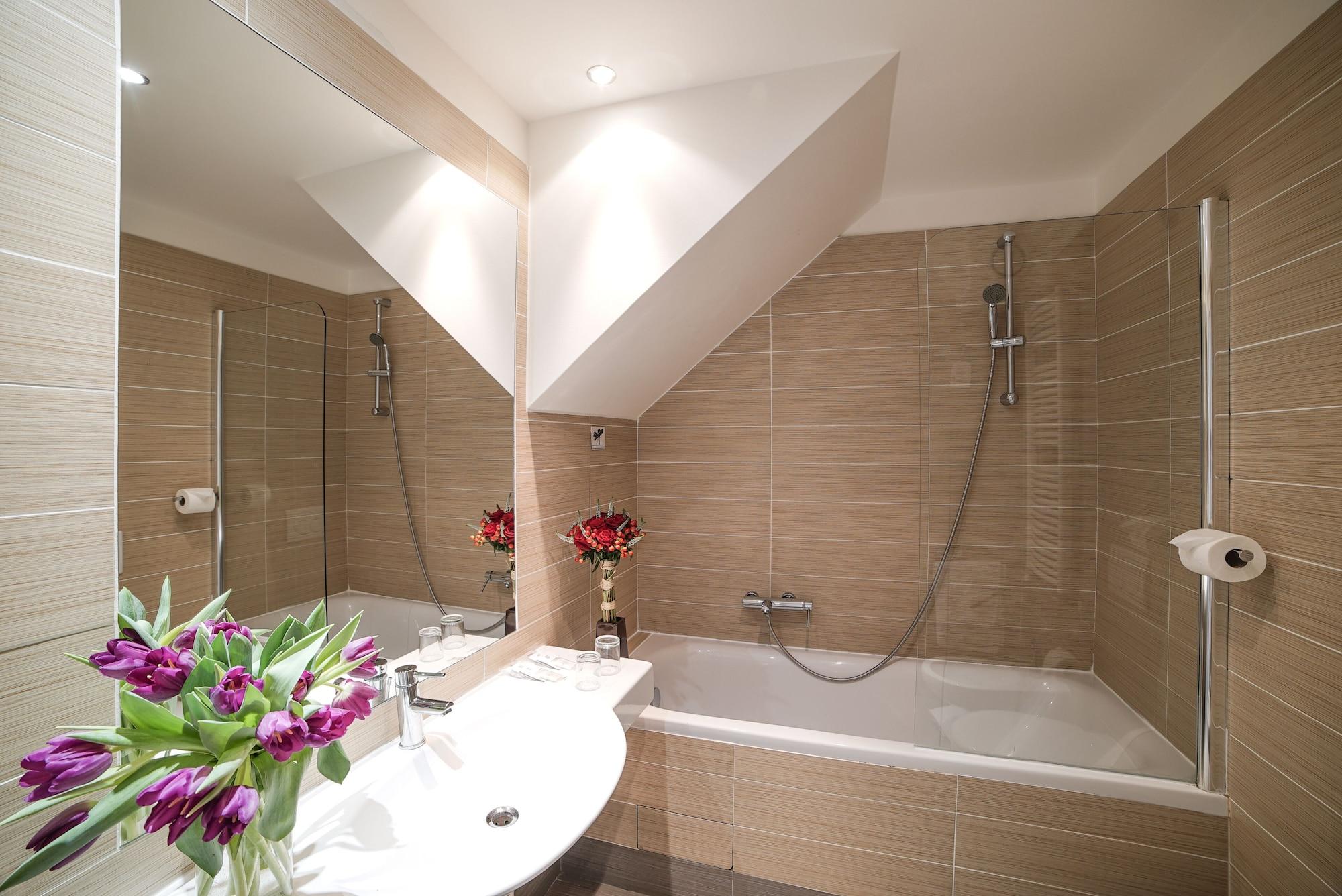 Hotel Assenzio Praha Bagian luar foto