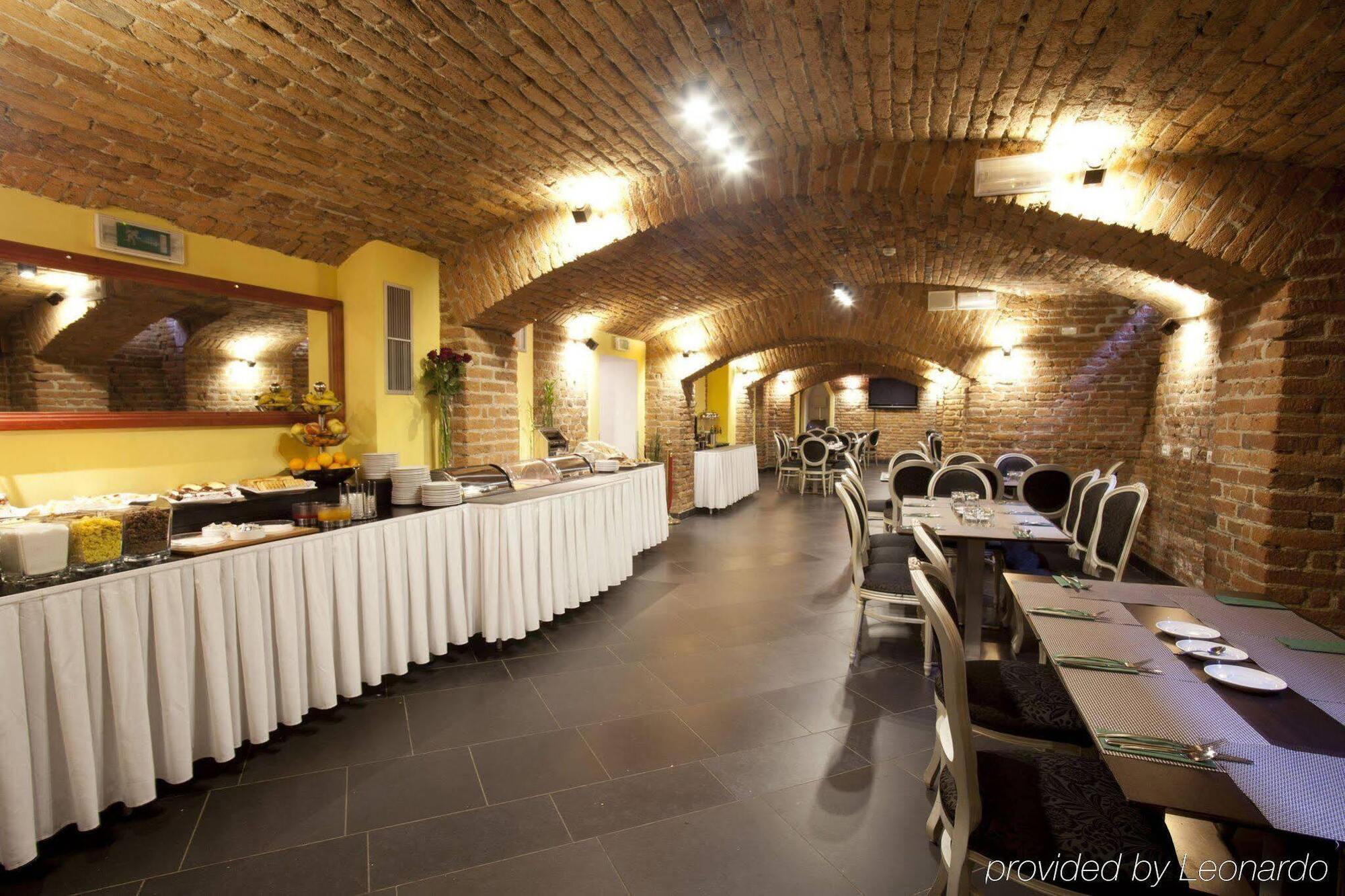 Hotel Assenzio Praha Bagian luar foto