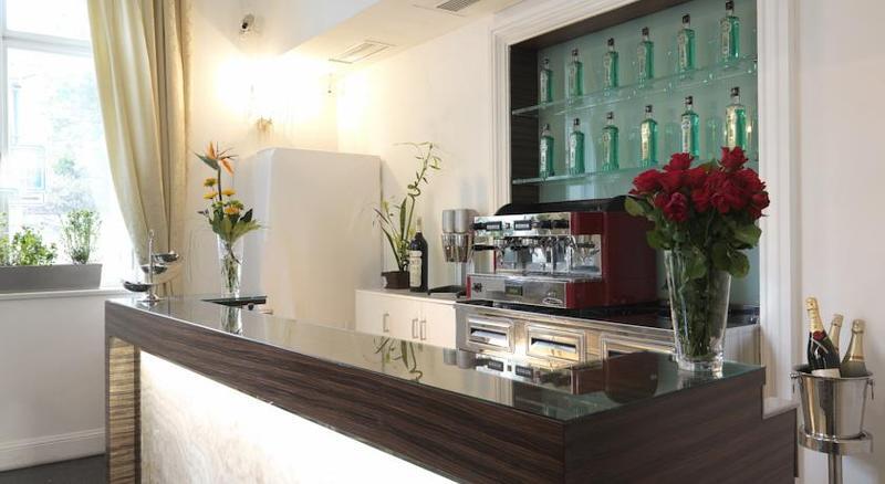 Hotel Assenzio Praha Bagian luar foto